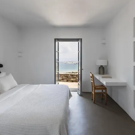 Acron Paros * Kolympithres