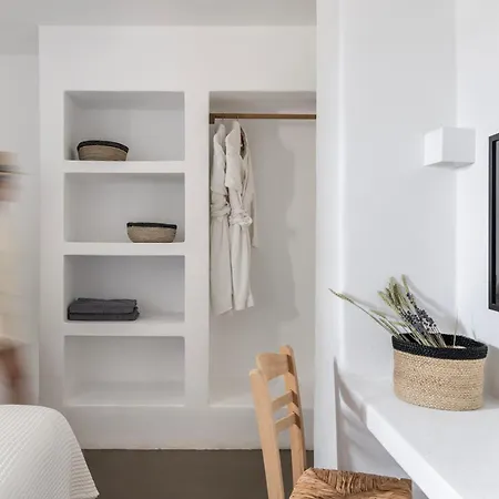 Acron Paros Kolympithres