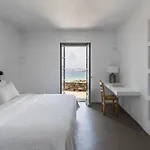Acron Paros * Kolympithres